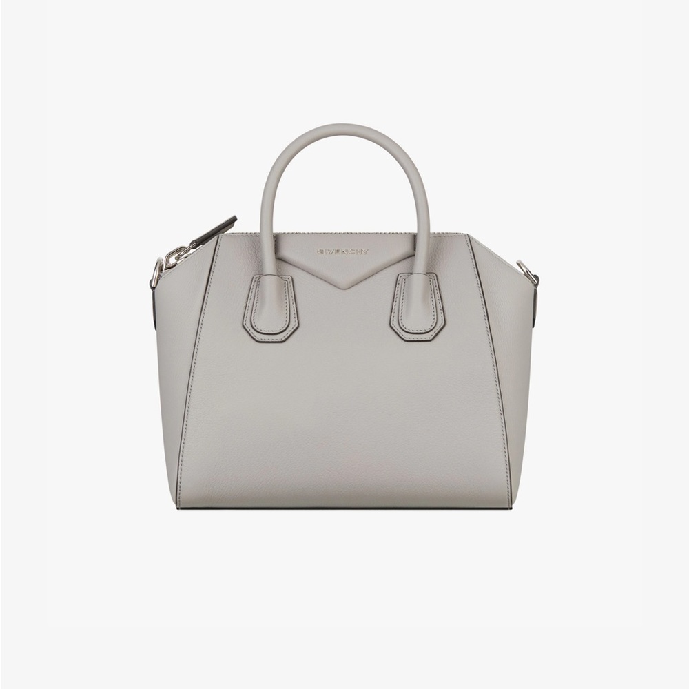 Givenchy Medium Antigona bag in Pearl Grey